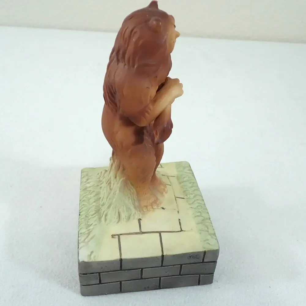 Wizard of Oz Cowardly Lion Music Box Seymour Mann 1981 Korea Vintage